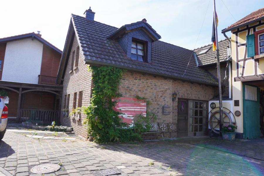 Mit zu verkaufender Anbau